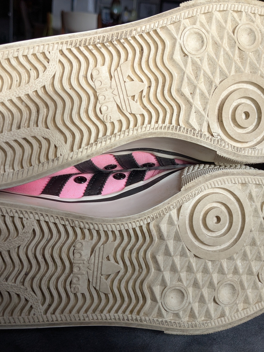adidas Originals Hot Pink Hello Kitty Nizza High-Top Sneakers - Picture 8 of 8